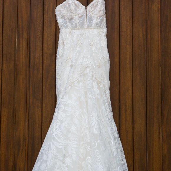 Wedding dress for sale - Picture 5 of 7